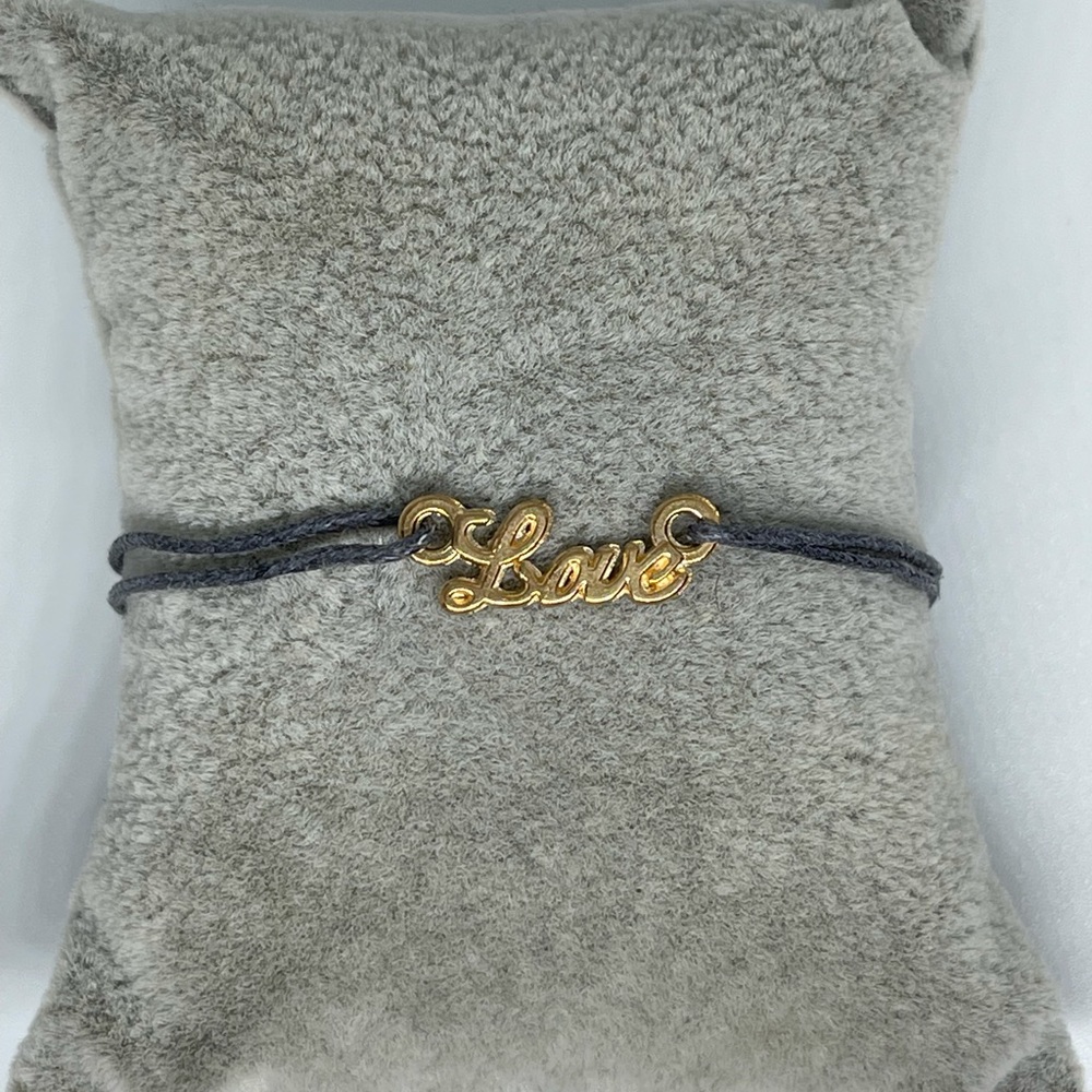 Set of 6 Bracelets - Picture 5 of 7